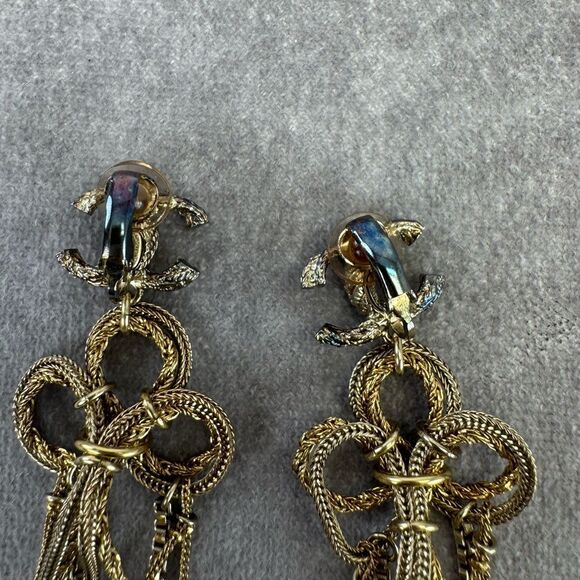 CHANEL CC Gold Chain Dangle Long Clip on Earrings - Picture 10 of 11